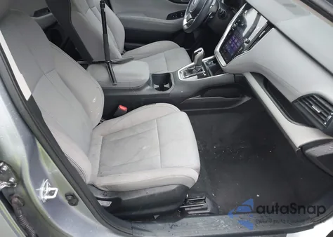 2021 Subaru Legacy Premium z USA, uszkodzony, nr VIN 4S3BWAF61M3020223